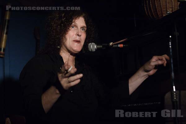 BABY DEE - 2006-09-30 - PARIS - El Alamein - 